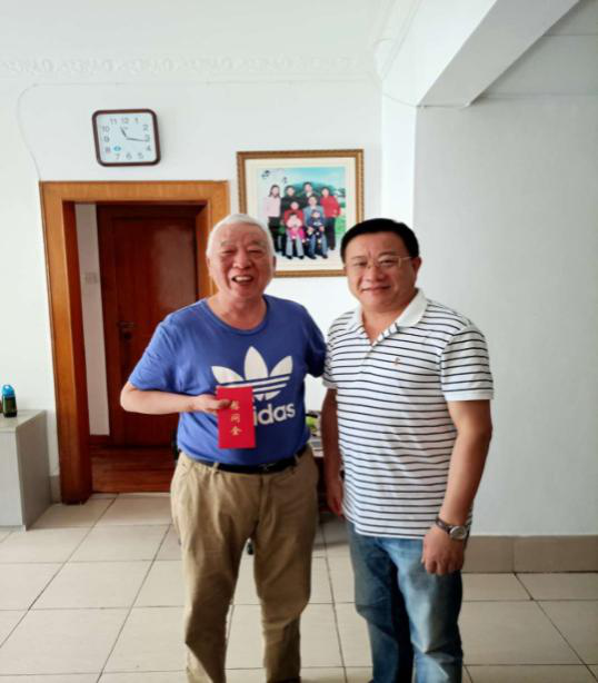 糧油集團(tuán)開(kāi)展慶祝建黨99周年節(jié)前走訪慰問(wèn)活動(dòng)