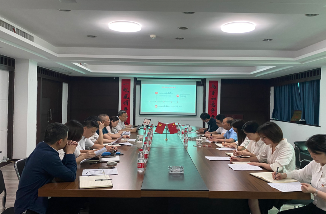 周中林一行到湘藥健康公司調(diào)研